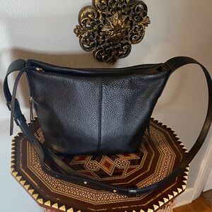 🖤classic hobo shape and Elegant Black Leather crossbody Bag